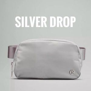 NWT Everywhere Belt Bag 1L SILD Silver Drop